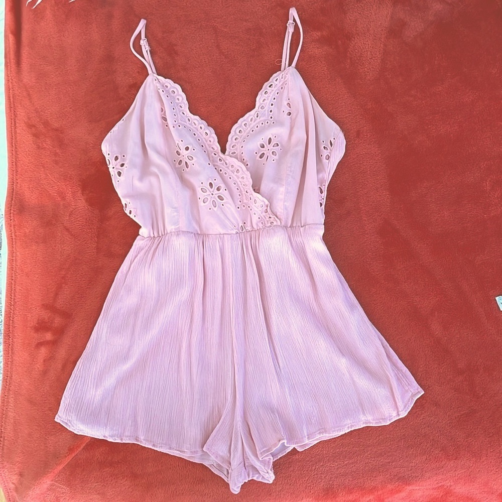 Women’s Light Pink Mini Romper with Eyelet Details and Adjustable Straps Size XS